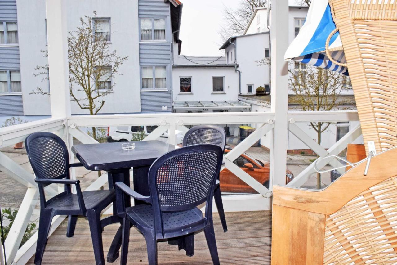 Fewo Mit Balkon Und Strandkorb 03 Sellin Kültér fotó